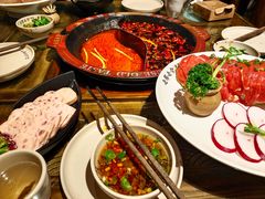 -老房老舍重庆火锅(假日城市店)