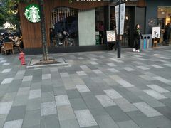 门面-星巴克(大宁店)