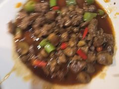 板栗烧乳鸽-琬苑鸽庄·川粤融合菜(解放碑总店)
