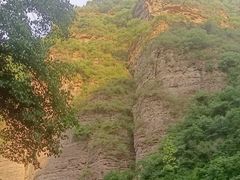 -龙潭大峡谷