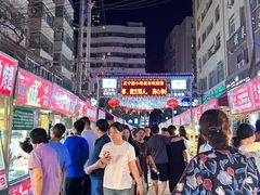 -正宁路小吃夜市