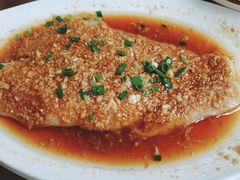 -洁神饭庄·海鲜·青岛菜·30年老字号(五四广场店)