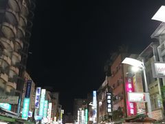-六合夜市
