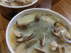 -何记花甲(海岸城旗舰店)