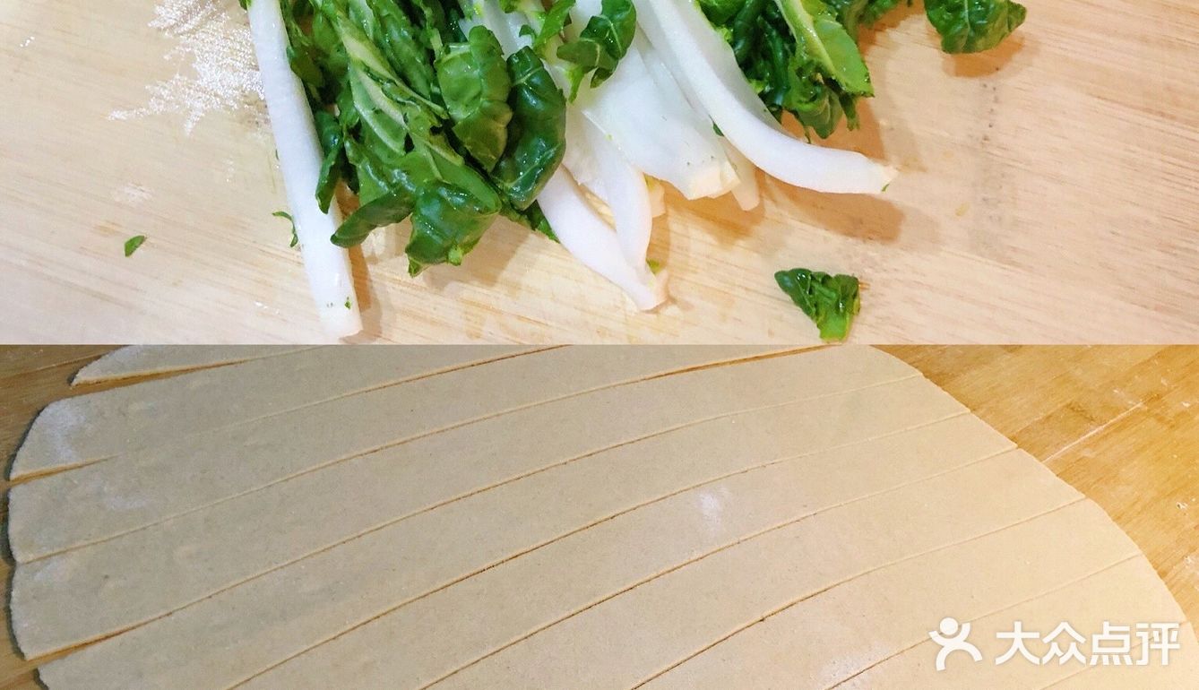 晚餐：面片汤➕煎饺子🥟