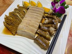 -方鼎食府