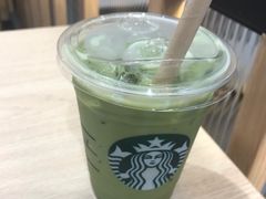 -星巴克臻选(华堂·新辰汇店)