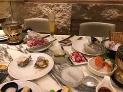 -雍和会海鲜姿造自助(湖东路店)