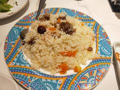新疆手抓饭-阿里疆Alijiang·丝路美食·异域风情·清真(长楹天街店)