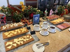 -大中华希尔顿酒店-念自助餐·嗨啤·小龙虾