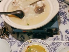 -卢大鲜鱼头捞饭(美利广场店)