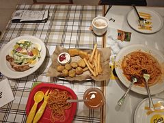 -菲滋意式餐厅(富阳东方茂店)