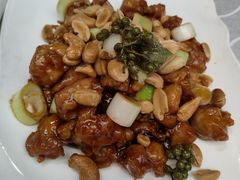 宫保鸡丁-万柳阁小馆·花园餐厅(龙潭湖店)
