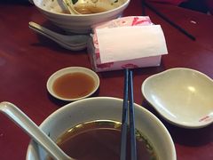 -佬钱湾仔(衣裳街店)