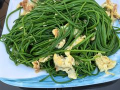 沙葱炒鸡蛋-老家味道主题餐厅