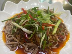 -洪霞餐馆