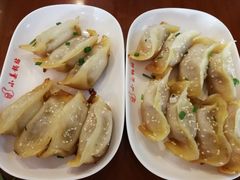 牛肉鍋貼-小姜锅贴(凤凰街店)
