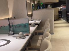 -左庭右院鲜牛肉火锅(金山万达店)