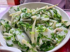 荠菜冬笋肉丝炒年糕-蘭心餐厅(进贤路店)