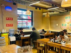 -云阿蛮云南生烫牛肉米线(奉贤路店)