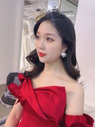 -艾米丽婚纱礼服