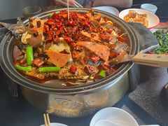 -辣尚瘾·烤鱼·新川菜(牡丹园直营店)