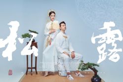 -雪中彩影婚纱摄影·微光艺术中心