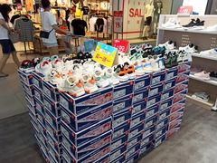 -New Balance(民盈·国贸城店)