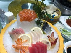 -鸿星花园酒家(银亿家园店)