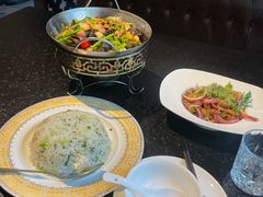 凉拌鱼皮-河畔春天时尚餐厅