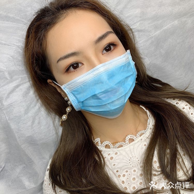 深圳网红半永久纹眉培训老师芳芳作品