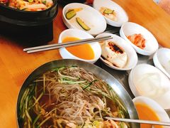 -青纱灯笼韩国料理店