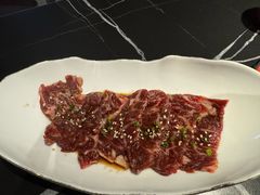 -山川小町·极番烧肉(新地假日广场店)