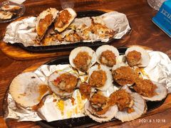 蒜蓉粉丝扇贝-老东镇啤酒屋海鲜加工·蒸汽海鲜·海鲜烧烤(台东店)