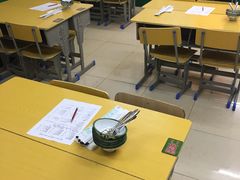 用餐区-做了不起的80后