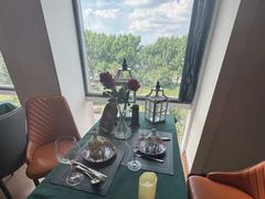 -圣彼得堡观江俄餐厅(中央大街黑金冠店)