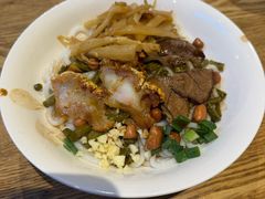 -牛八宝桂林米粉(八里庄店)