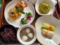 -妈咪爱月子中心·母婴护理