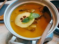 -半山腰·云南菜(侨福芳草地店)