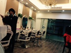 点击看大图 -BTR发型定制潮沙龙店
