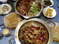 -小鱼小牛·鱼牛干锅·脆鱼火锅(世欧广场店)