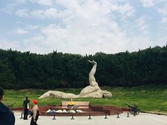 -上海市龙华烈士陵园