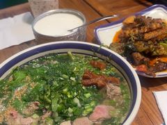 -云阿蛮云南生烫牛肉米线(奉贤路店)