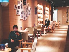 -瑞幸咖啡(外滩SOHO店)