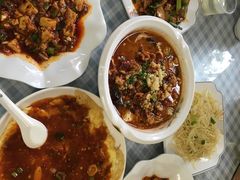 -芳芳餐厅(白沙路店)