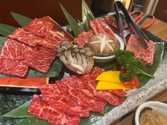 -炼火烤肉店