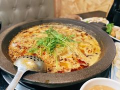 -灶知轩湘西石锅鱼(万佳广场店)