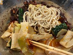 -辣盆盆麻辣小龙虾(哈尔滨总店)
