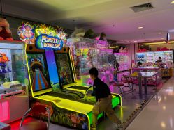 -Fang Fang Monkey·方方猴(国瑞购物中心店)