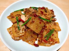 酸菜炒太安洋芋片-一坐一忘云南菜(卓悦中心)